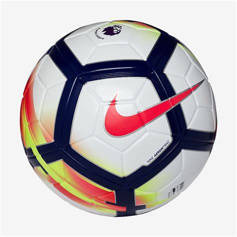 nike voetbal bal|nike voetballezer.